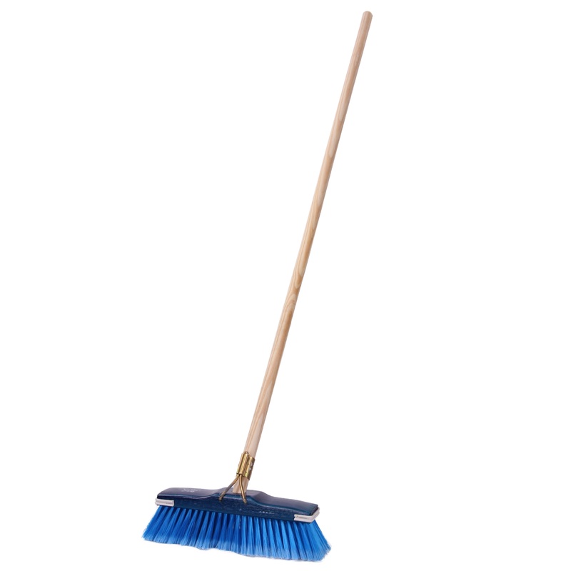 ACADEMY BROOM SOFT SYNTHETIC FIBRE GB1