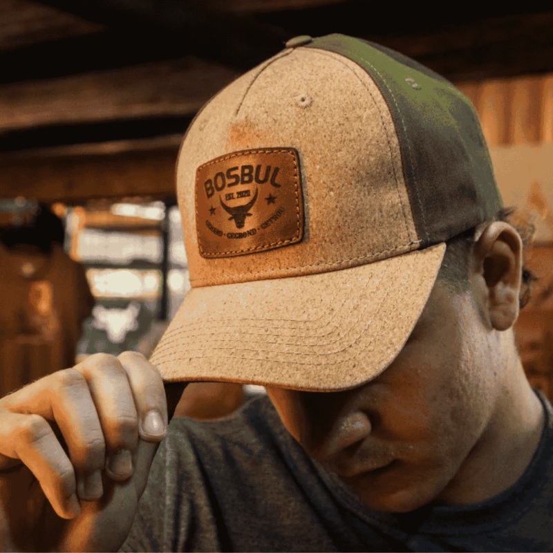BOSBUL CORK CAP OLIVE WITH LEATHER PATCH